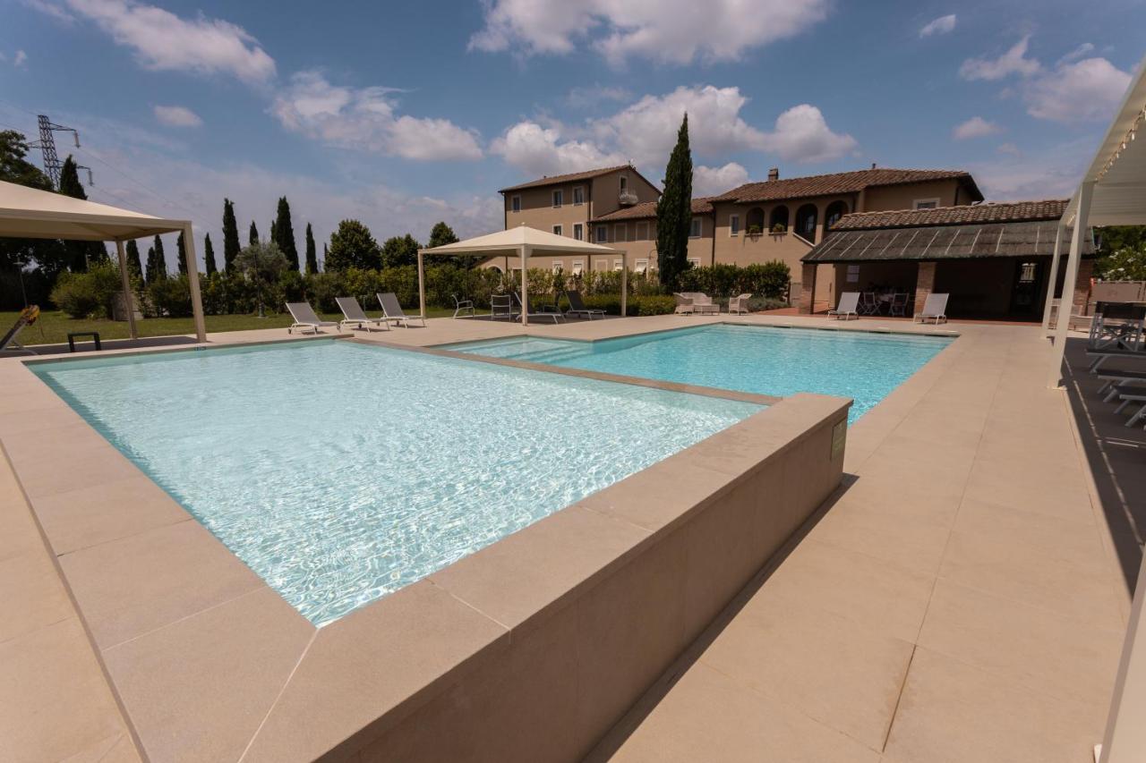 Resort Casale Le Torri Понсакко Экстерьер фото