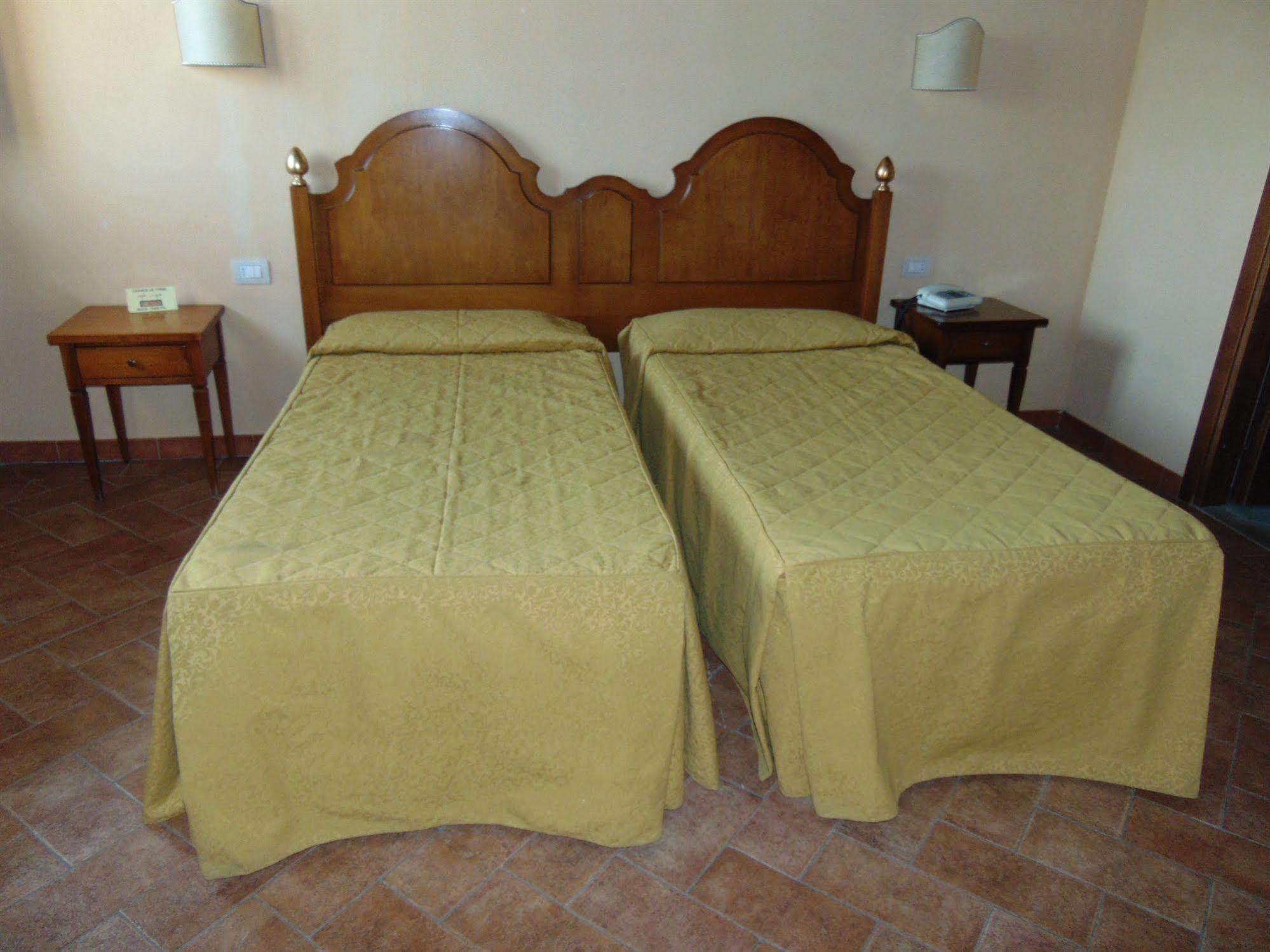 Resort Casale Le Torri Понсакко Экстерьер фото